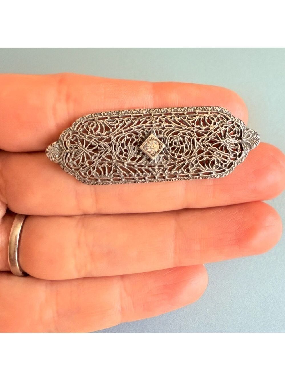 Vintage Art Deco Sterling Silver Rhinestone Filigree Pin Brooch - Picture 5 of 6